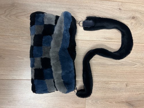 Beaver clutch silk satin - -,